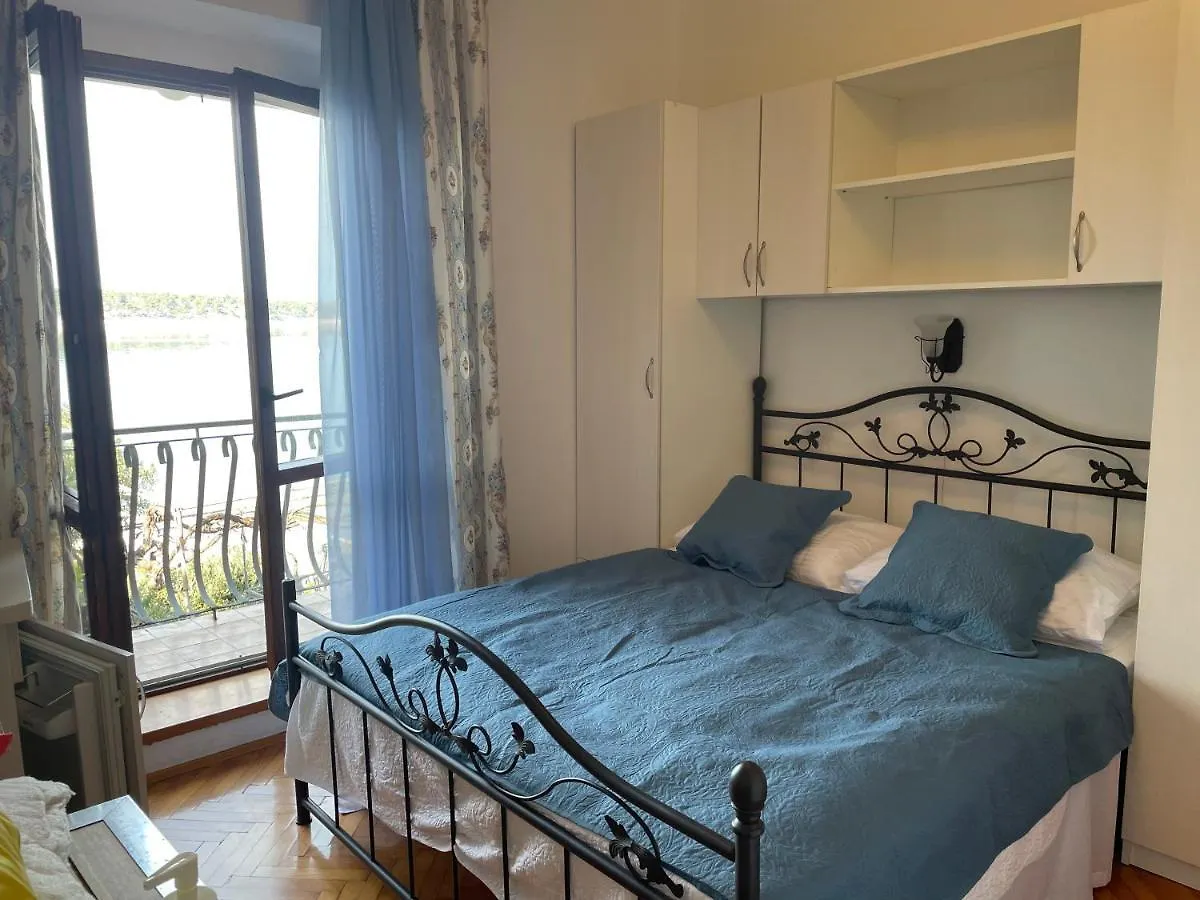 Apartments Vila Miranda On The Beach Barbat na Rabu 0*,  Kroatien