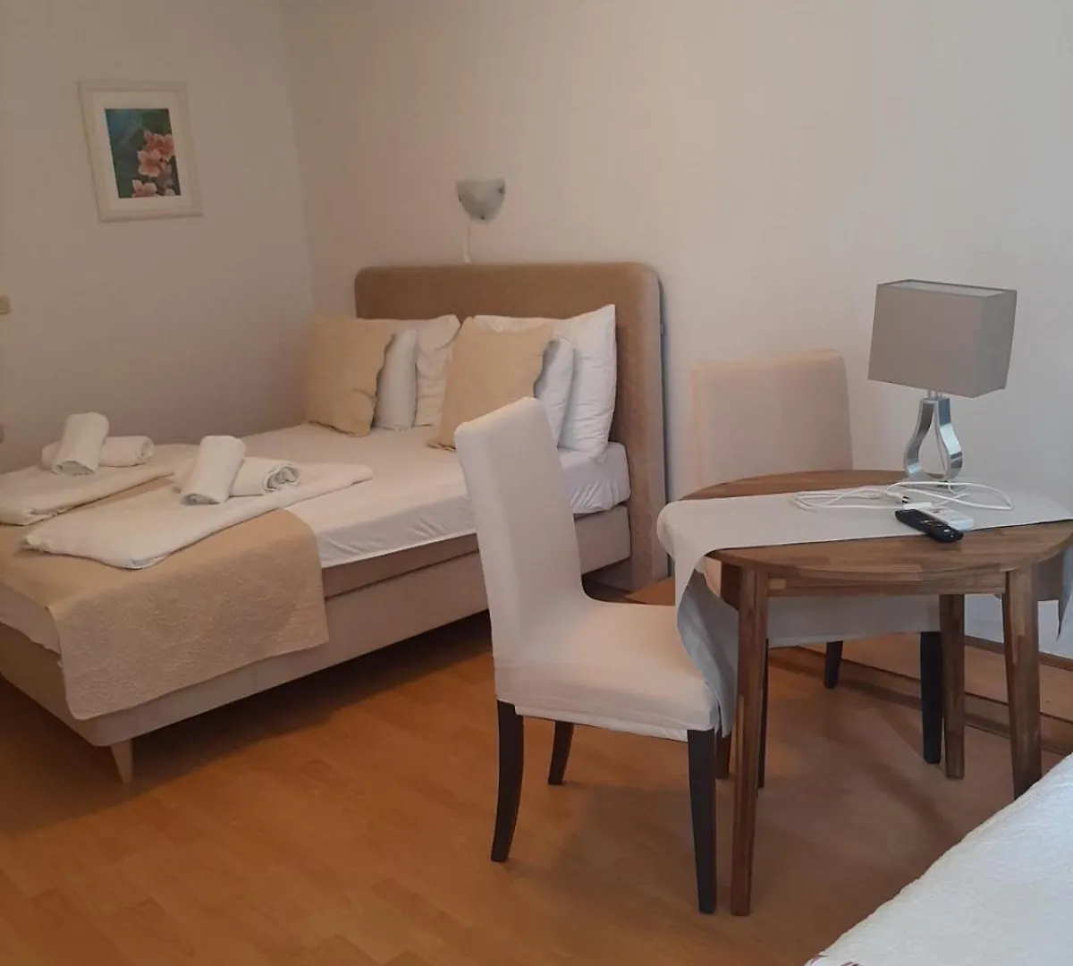 Apartments Vila Miranda On The Beach Barbat na Rabu