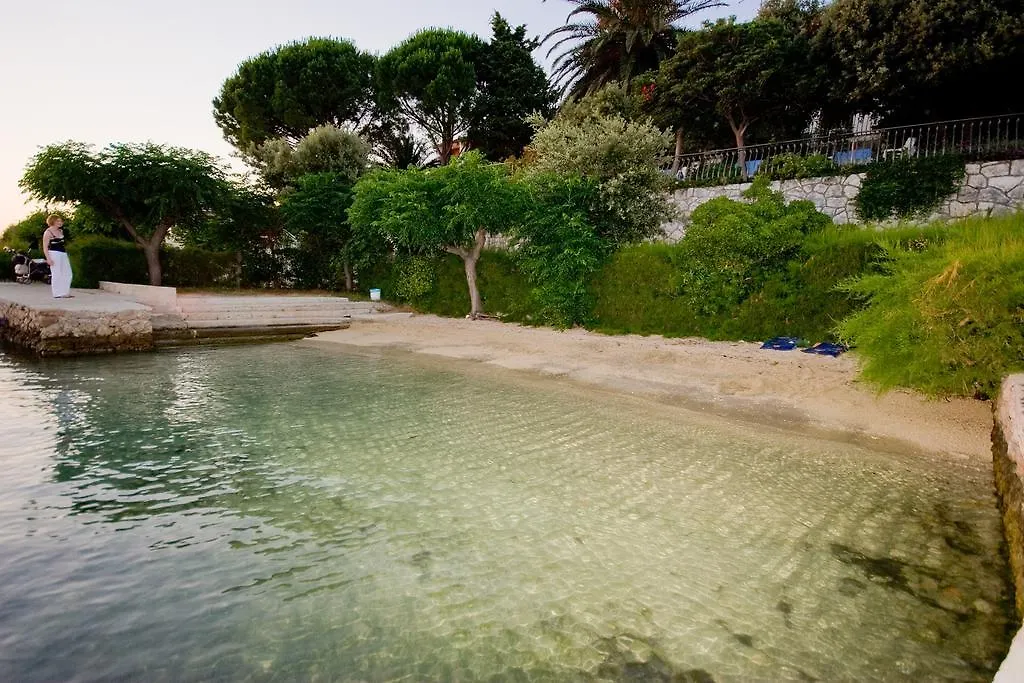Apartments Vila Miranda On The Beach Barbat na Rabu Kroatien
