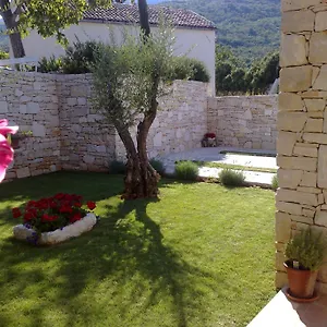  Apartman Ina